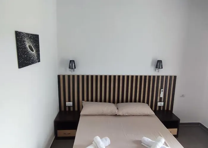 Aleks Holiday Rooms